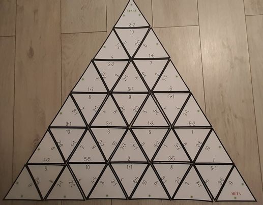 Gra - Piramida matematyczna PDF - edu - skarbnica.pl